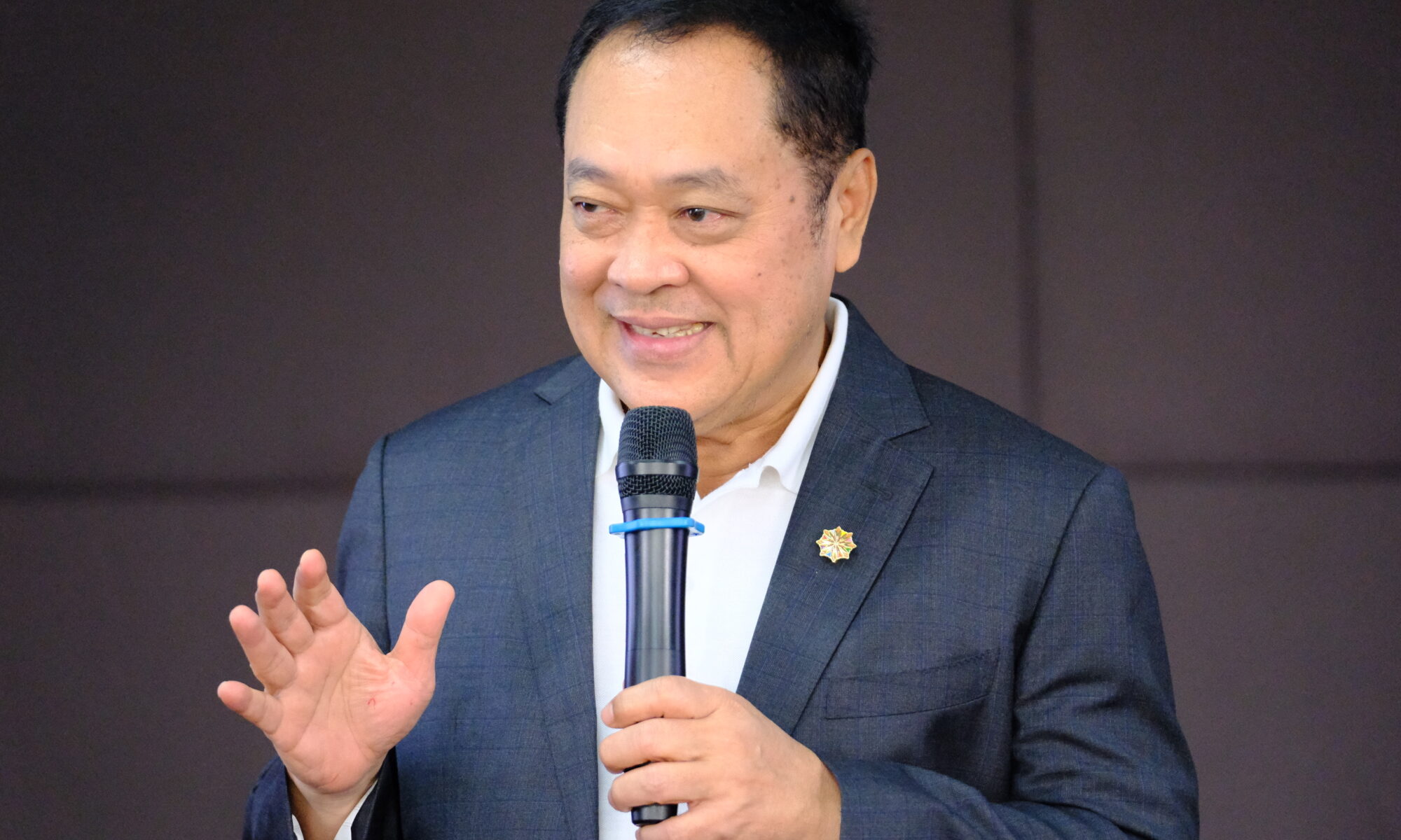 พันตำรวจเอก ทวี สอดส่อง' เตือน แยก “ท่องเที่ยว-กีฬา” และรวม “วัฒนธรรม–ท่องเที่ยว” เป็นโจทย์ที่ท้าทาย-มีความละเอียดอ่อนสูง