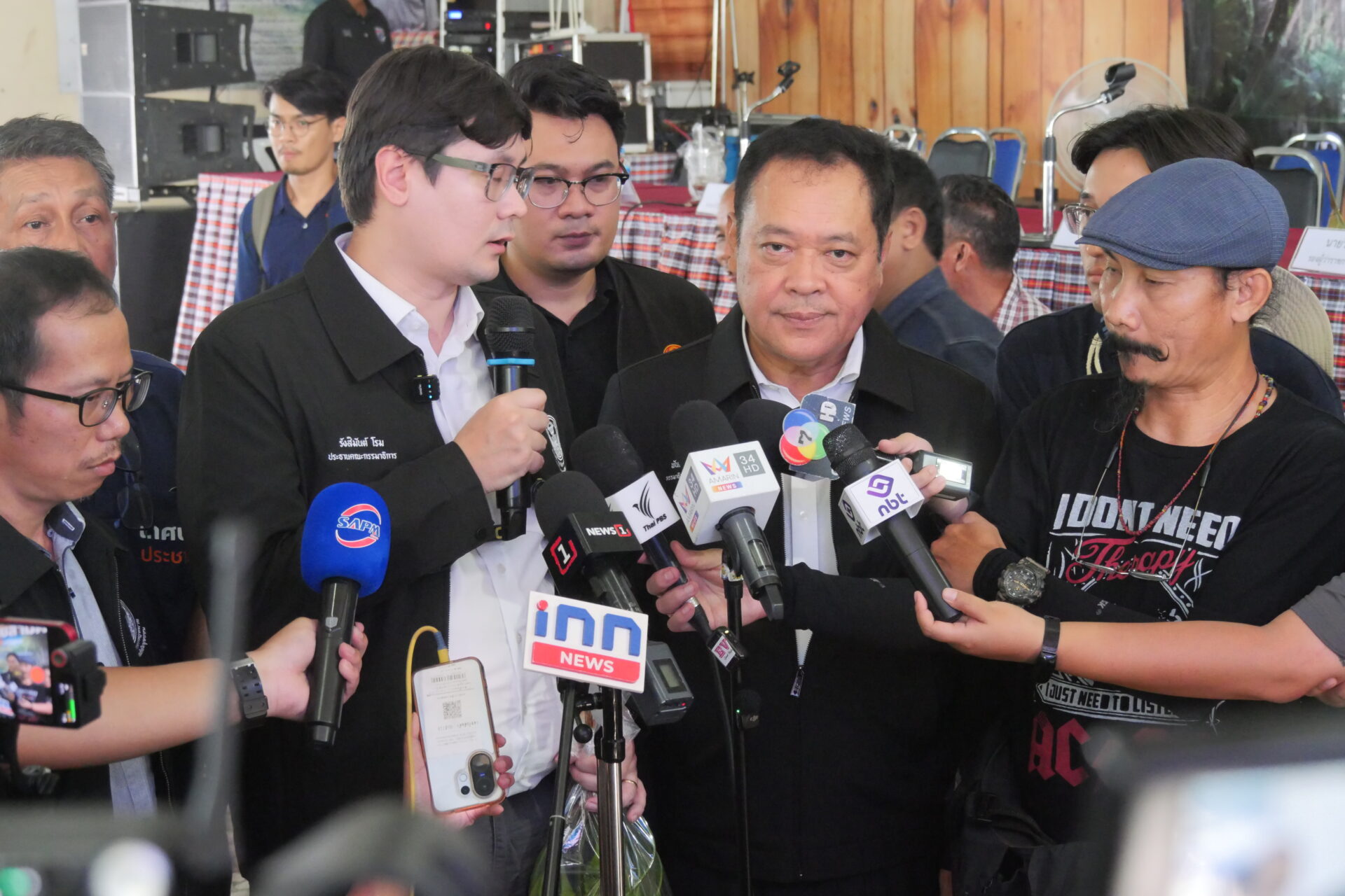 พันตำรวจเอก ทวี สอดส่อง’ พร้อม คณะกรรมาธิการการกฎหมาย การยุติธรรมและสิทธิมนุษยชน ลงพื้นที่วังน้ำเขียว ลุยฟังเสียงประชาชนแก้ปมที่ดินทับซ้อนอุทยานทับลาน เล็งดัน พ.ร.บ.นิรโทษกรรม-ปลดล็อกชาวบ้านพ้นเรือนจำ ดักคอห้ามนายทุนสวมสิทธิ์
